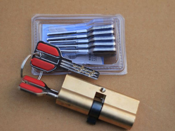 洪雅24小时上门开锁公司